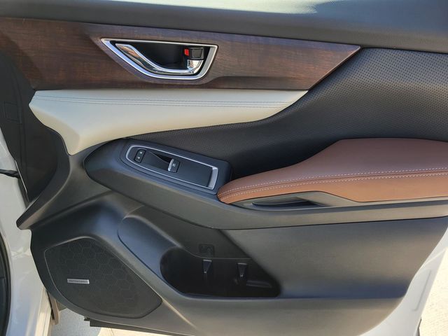 2022 Subaru Ascent Touring photo 6