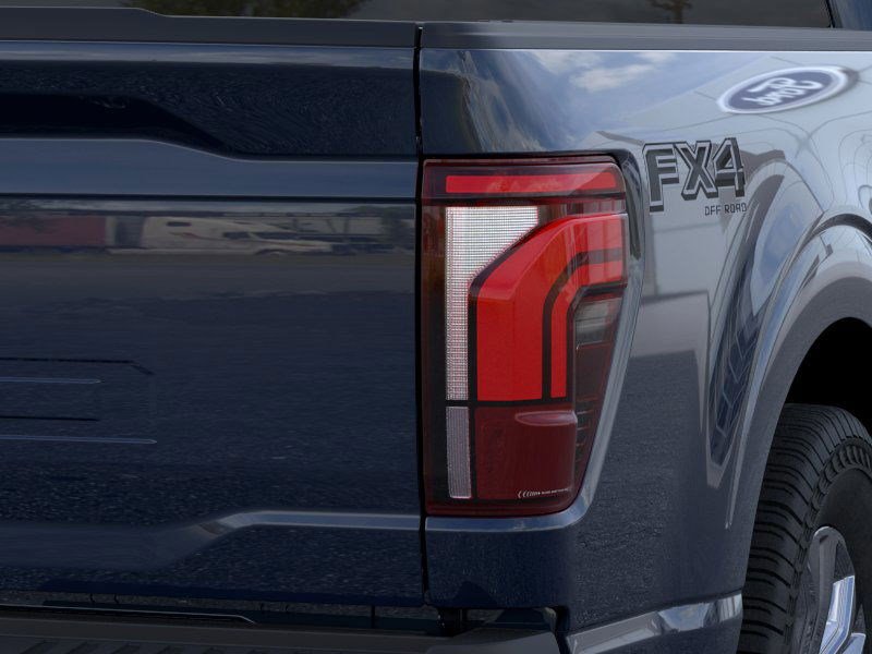 2025 Ford F-150 Lariat FX4 photo 14