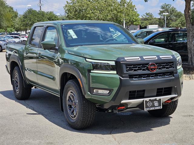 2025 Nissan Frontier Crew Cab PRO-4X photo 2