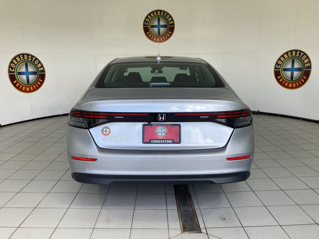 2024 Honda Accord LX photo 7