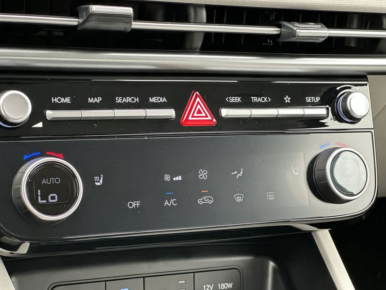 2025 Hyundai Tucson SEL Convenience photo 18