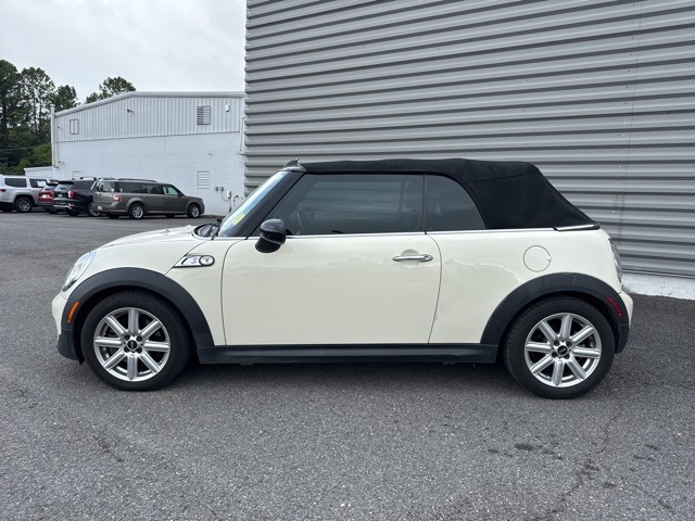 Used 2013 MINI Cooper S with VIN WMWZP3C54DT550766 for sale in Fort Payne, AL