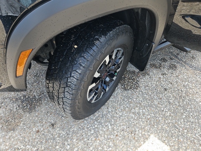 2023 Nissan Frontier PRO-4X photo 20