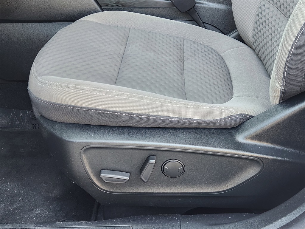 2020 Ford Escape SE photo 21
