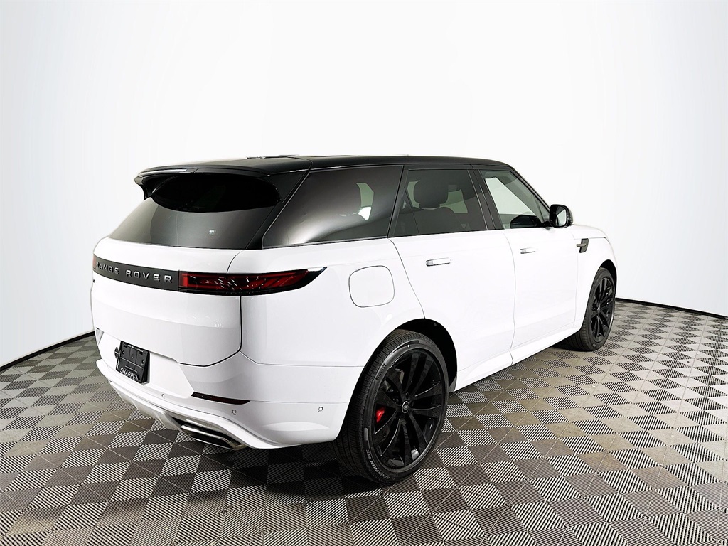 2025 Land Rover Range Rover Sport SE photo 5