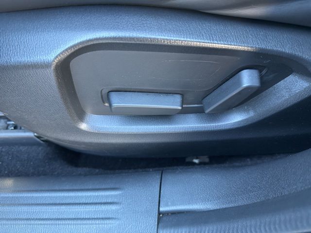 2025 Mazda CX-5 2.5 Select photo 4