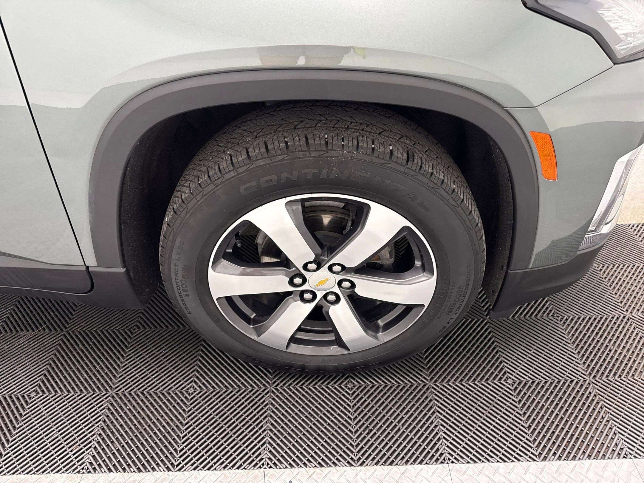 2023 Chevrolet Traverse Leather photo 24