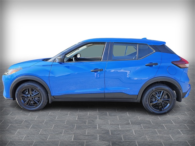 2024 Nissan Kicks S photo 4