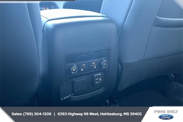 2024 Buick Enclave Premium photo 21