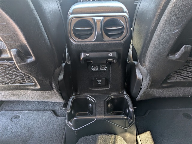 2021 Jeep Gladiator Mojave photo 22