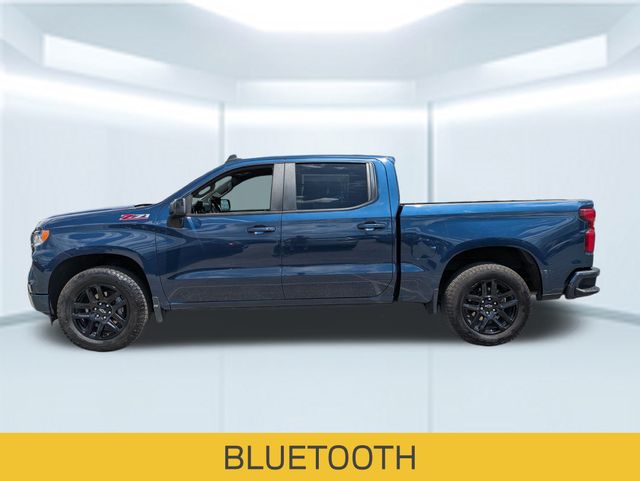 2023 Chevrolet Silverado 1500 RST photo 2