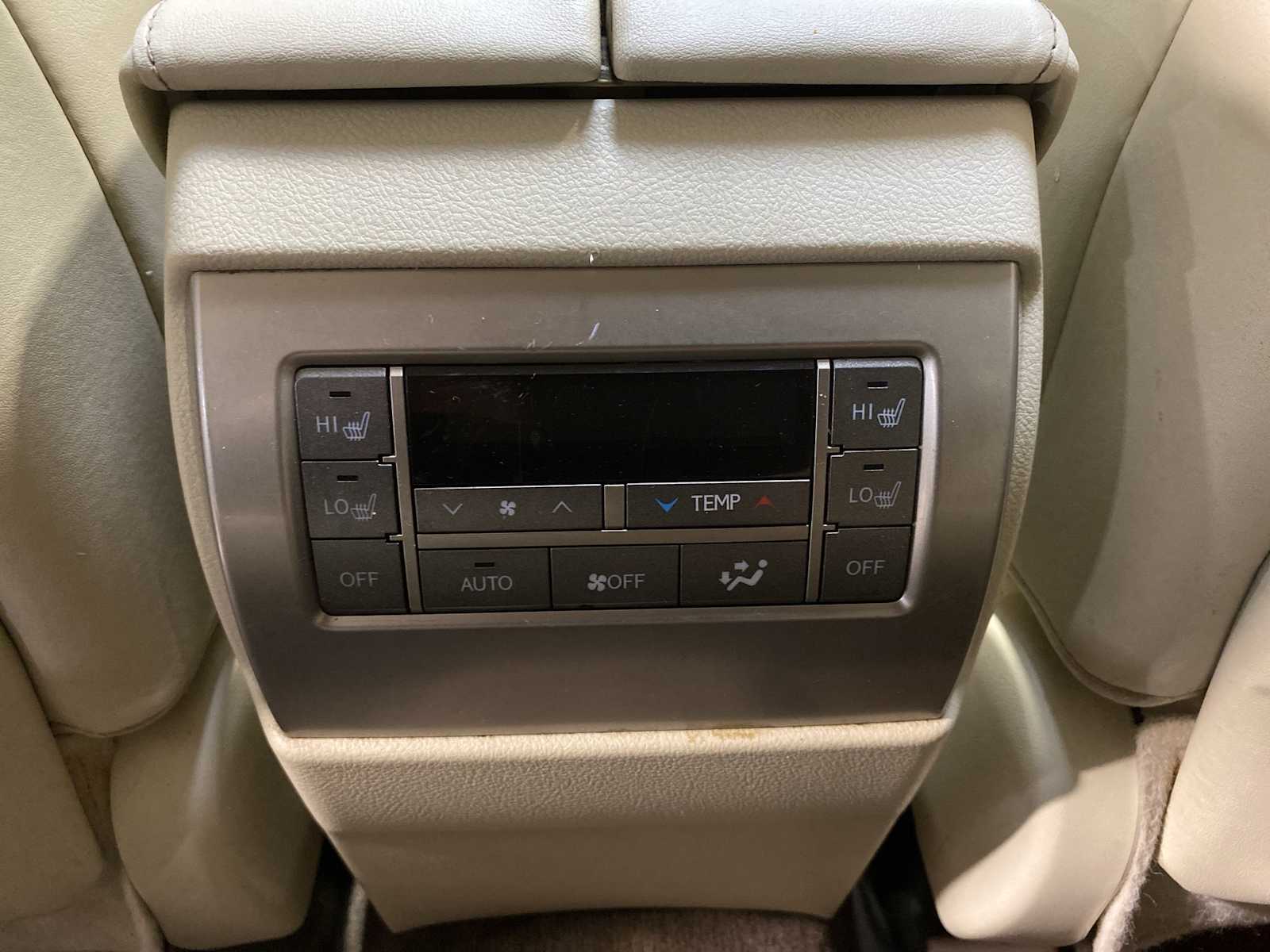 2015 Lexus GX 460 Luxury photo 19