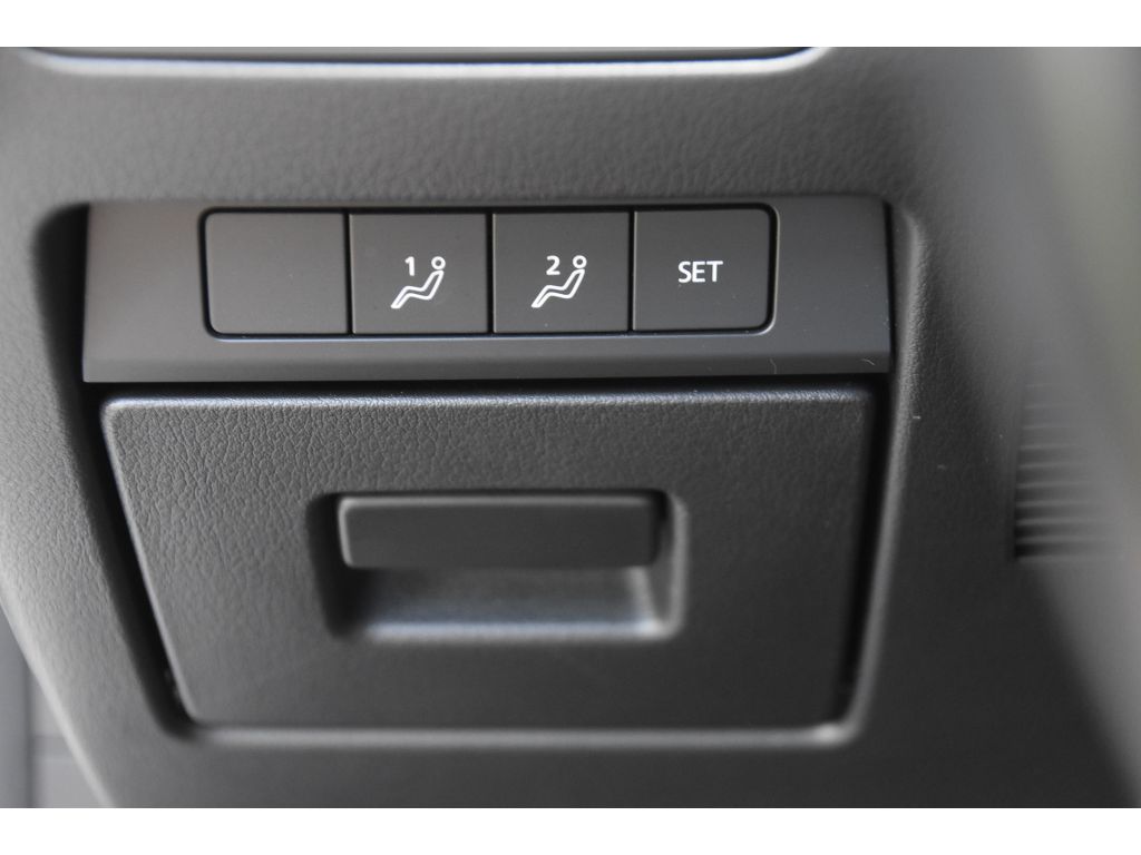 2020 Mazda Mazda3 Hatchback Preferred photo 29