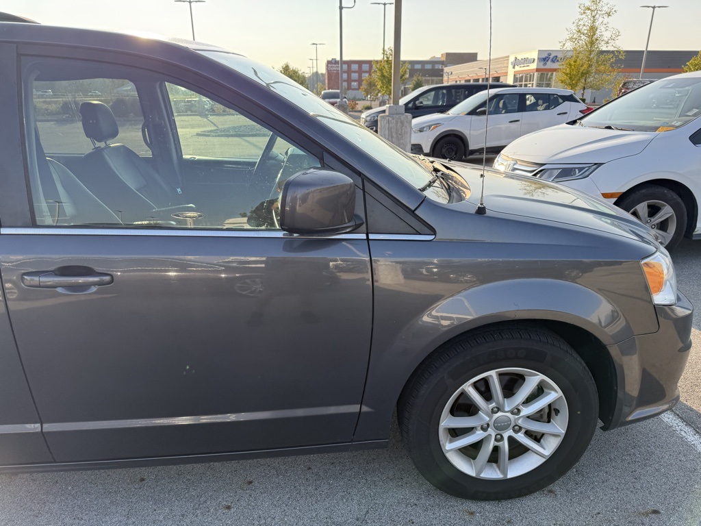 2019 Dodge Grand Caravan SXT photo 11