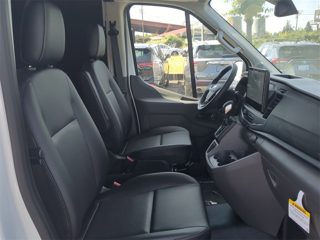 2025 Ford Transit photo 24
