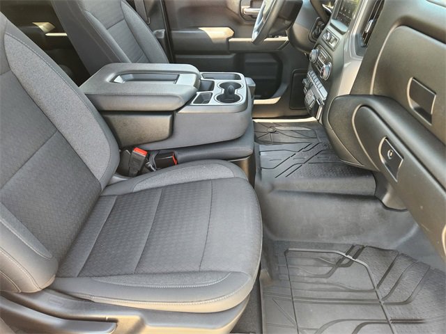 2024 Chevrolet Silverado 2500HD Custom photo 12