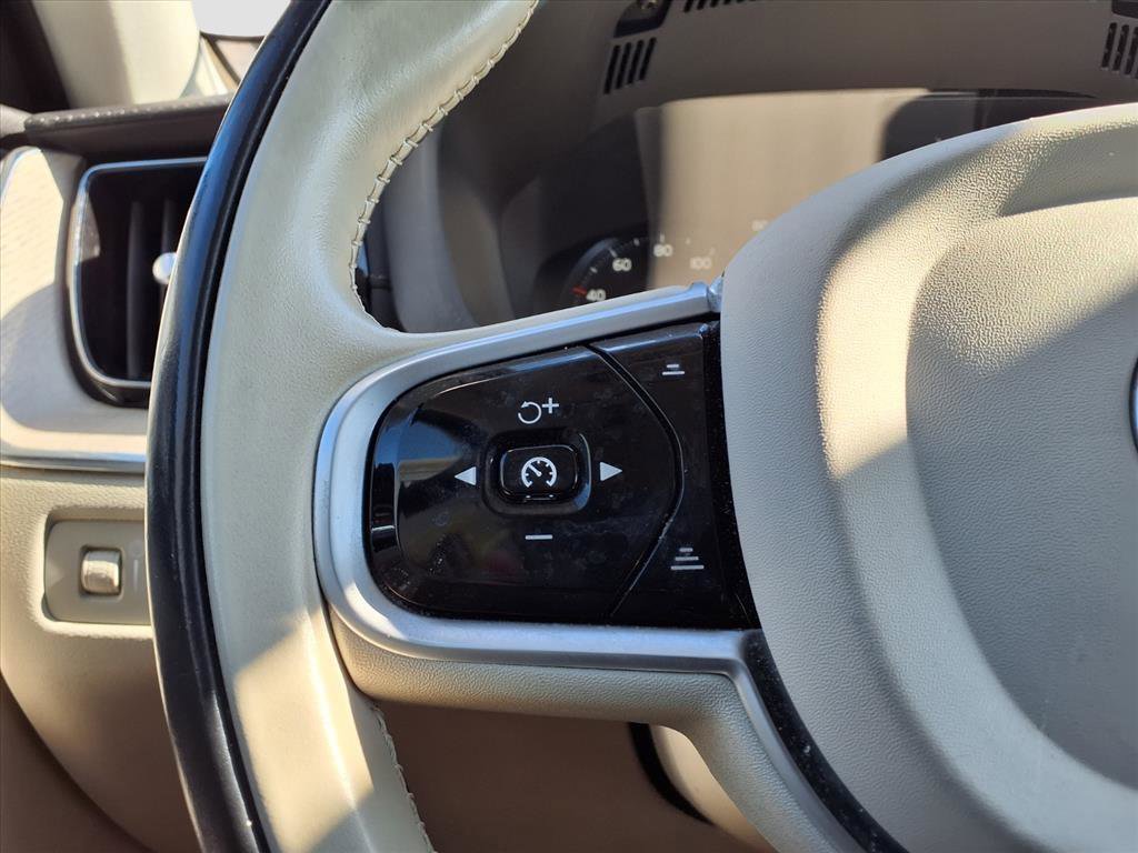 2021 Volvo XC60 Recharge T8 Inscription photo 25