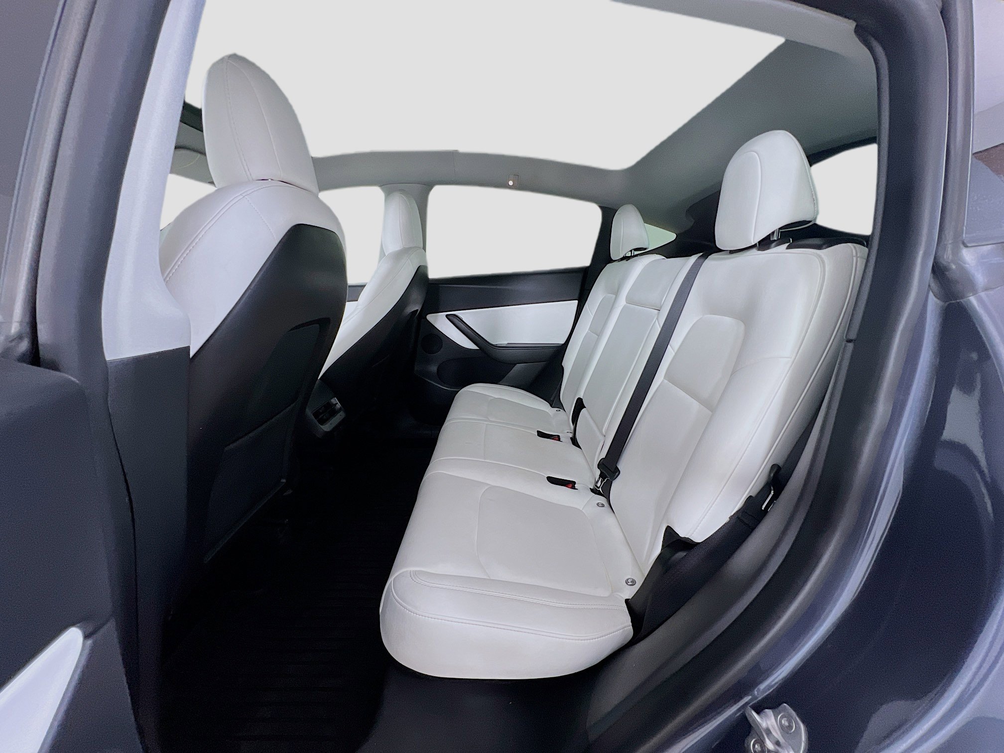 2021 Tesla Model Y Long Range photo 18