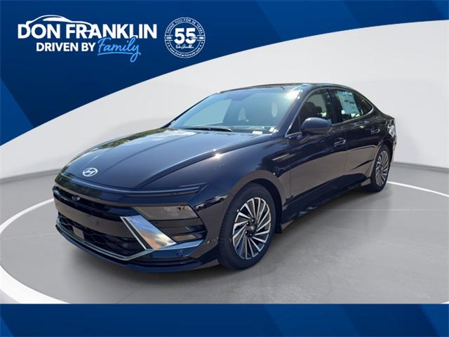 2025 Hyundai Sonata Hybrid Limited's photo