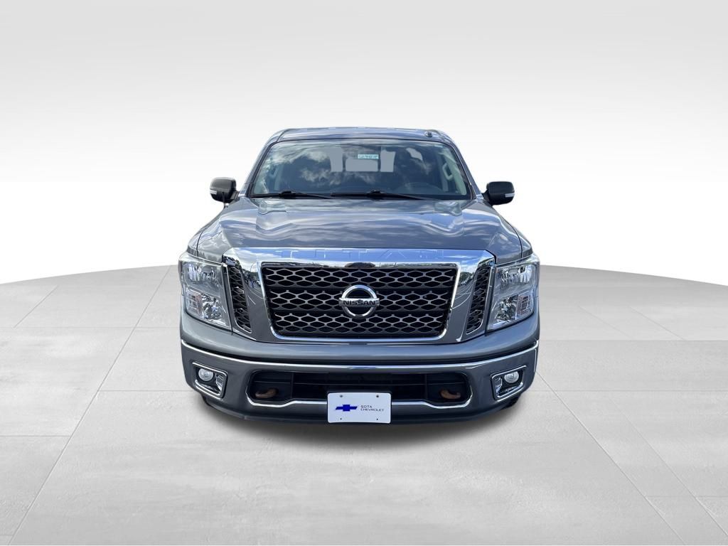 2018 Nissan Titan S photo 8