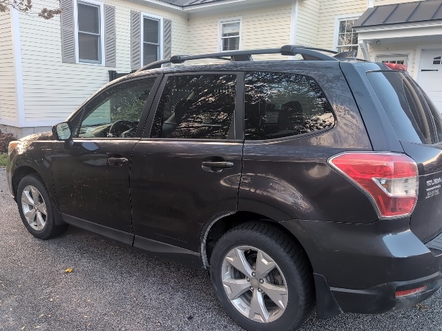 2016 Subaru Forester 2.5i Premium photo 2