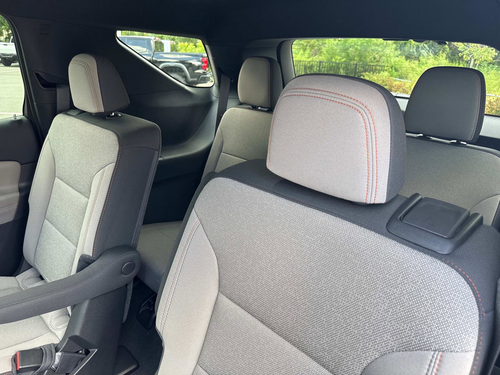 2026 Chevrolet Traverse LE photo 43