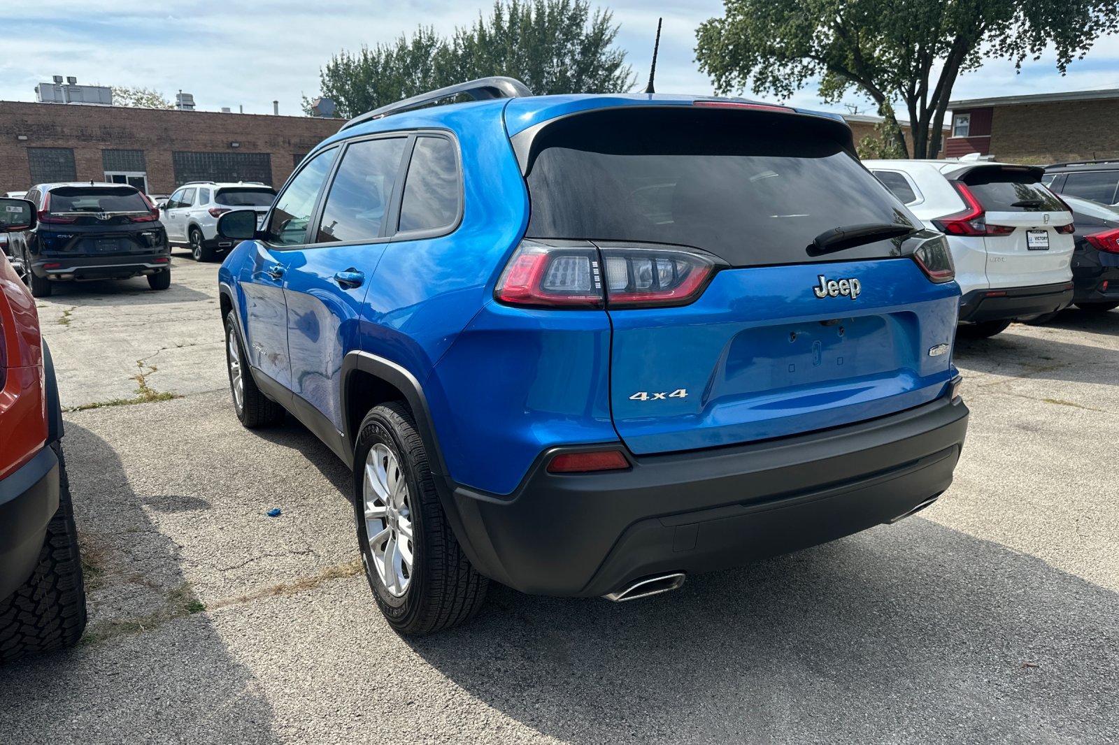 2022 Jeep Cherokee Latitude Lux photo 3