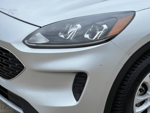 2020 Ford Escape SE photo 9