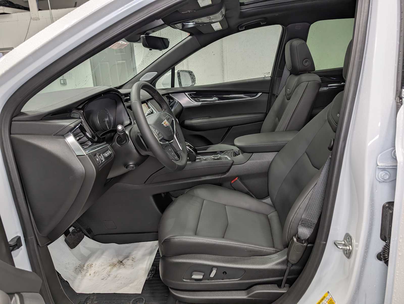 2025 Cadillac XT5 Premium Luxury photo 4