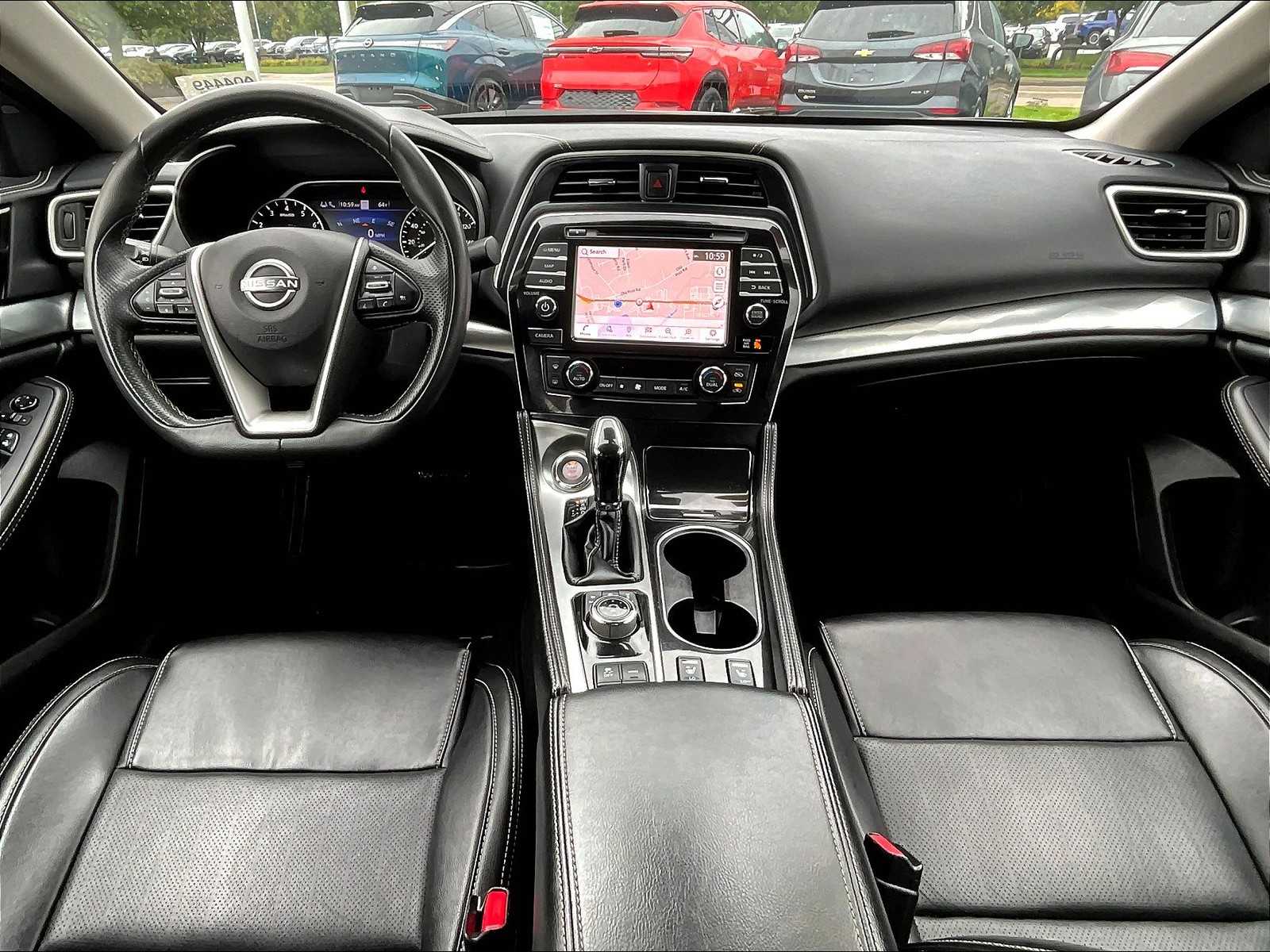 2023 Nissan Maxima SV photo 21