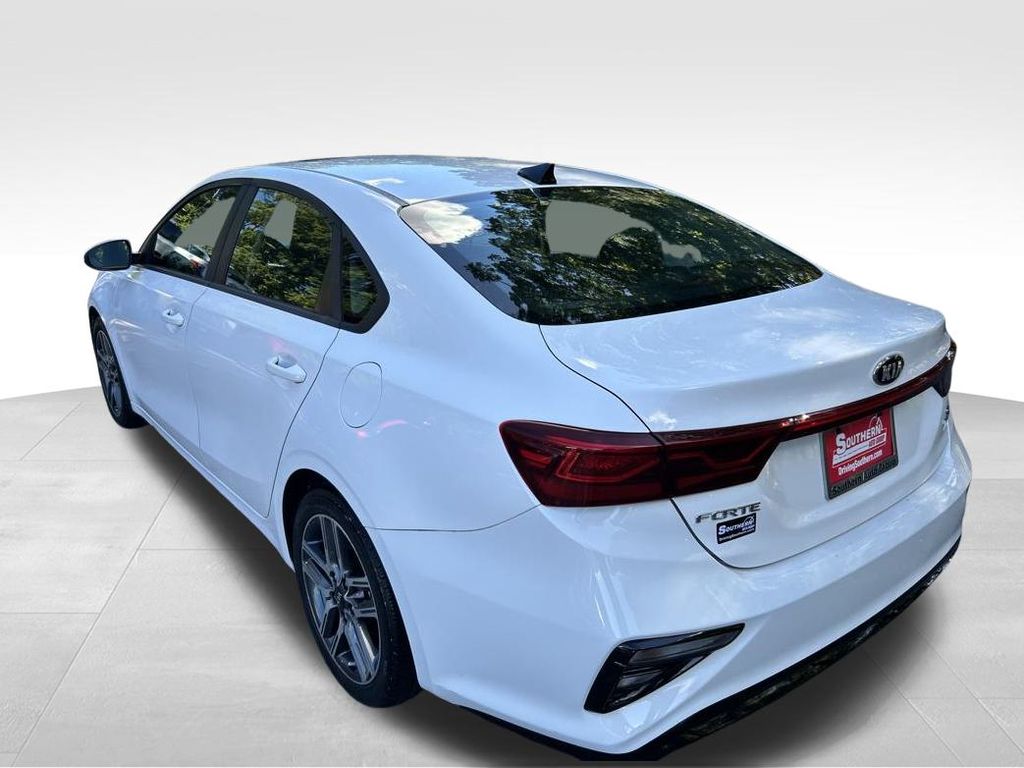 2019 Kia Forte S photo 3