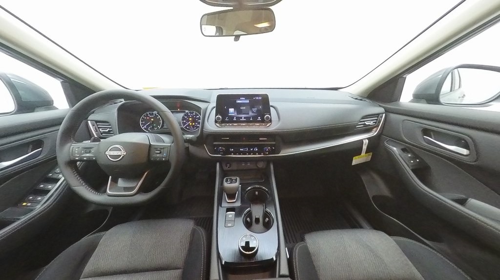 2026 Nissan Rogue SV photo 24