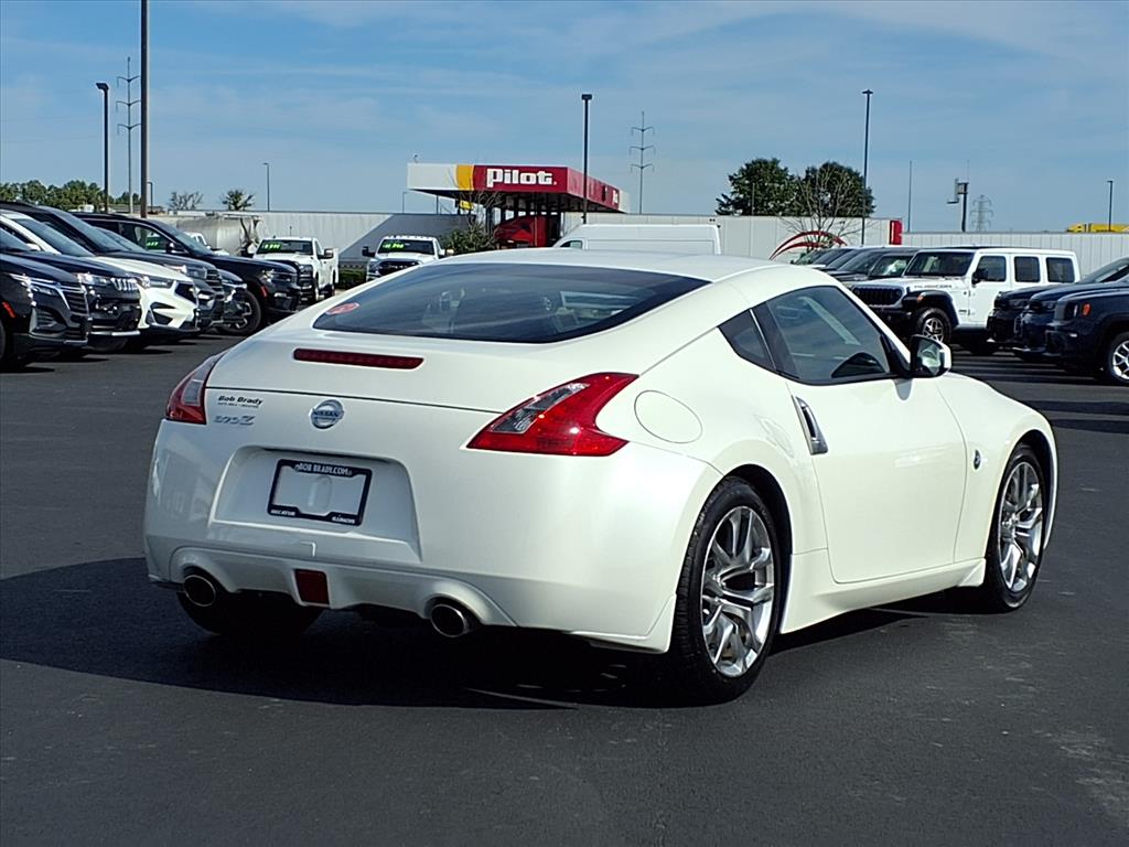 2014 Nissan 370Z Base photo 6