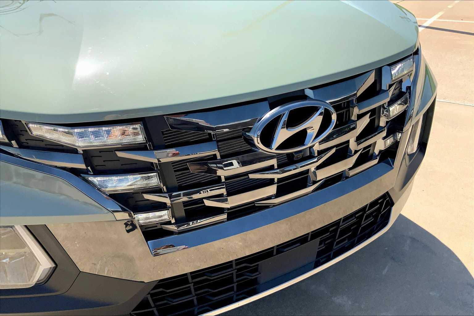 2024 Hyundai Santa Cruz Limited photo 28