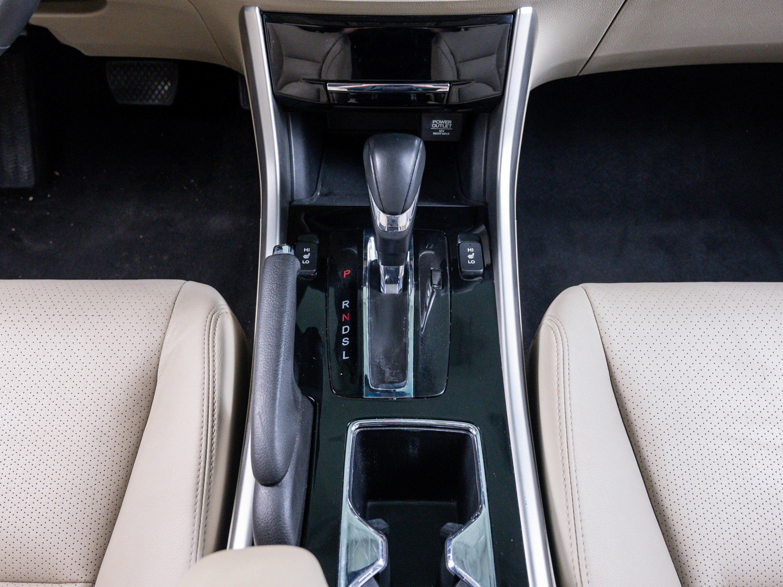 2017 Honda Accord EX-L photo 24