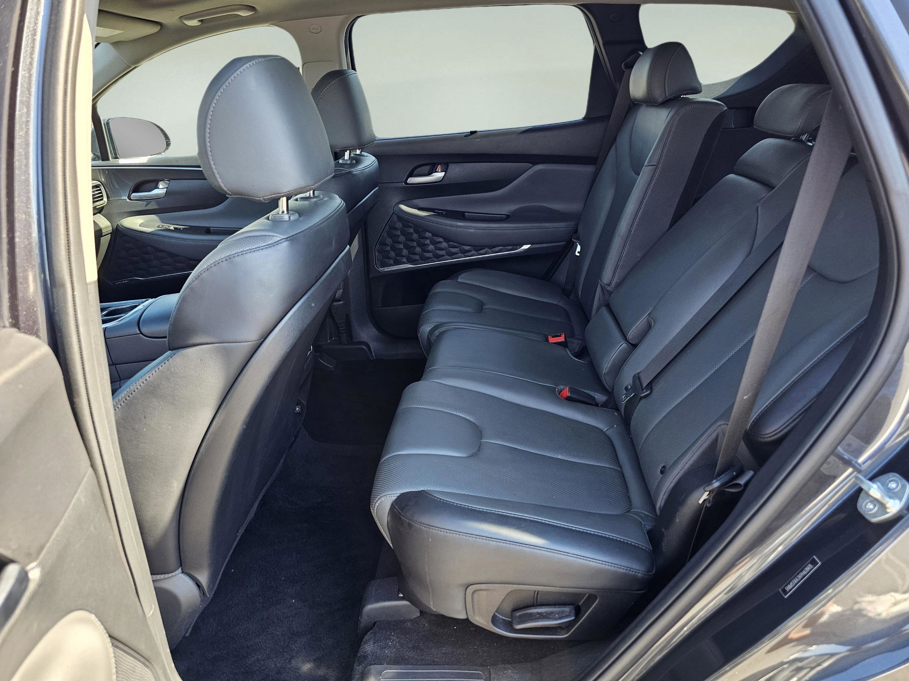 2023 Hyundai Santa Fe SEL Premium photo 28
