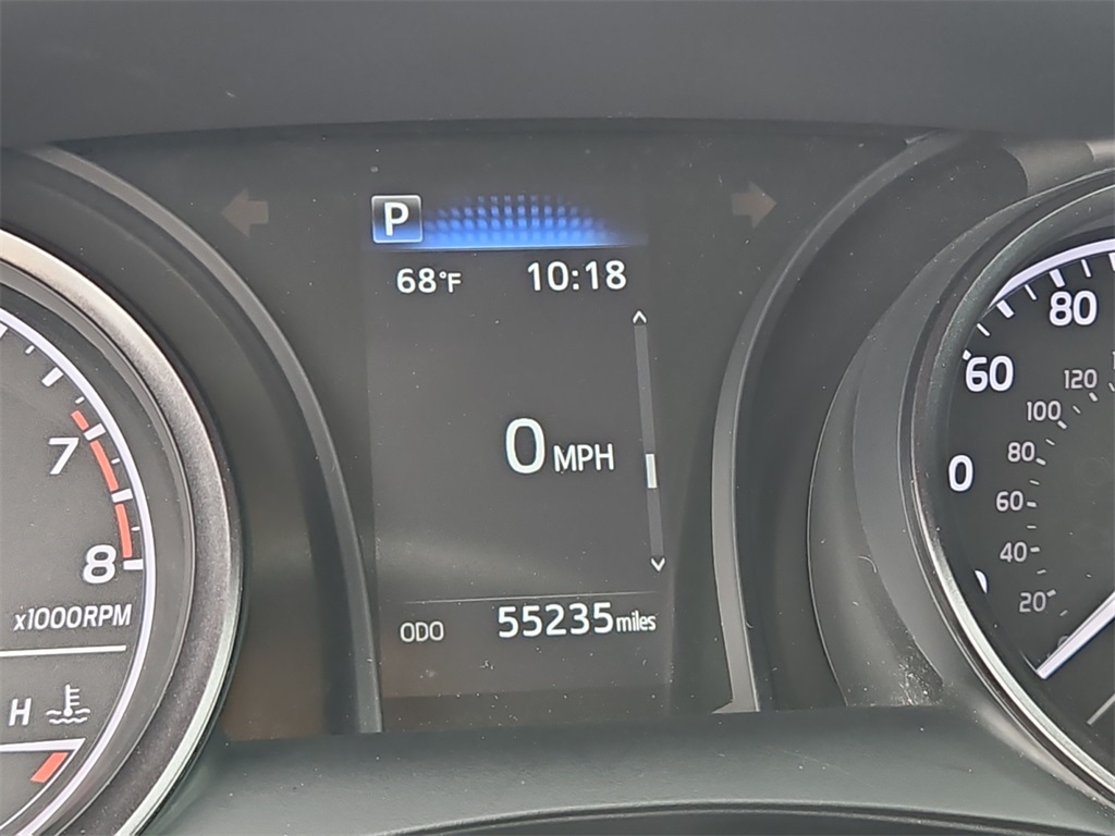 2023 Toyota Camry SE photo 18