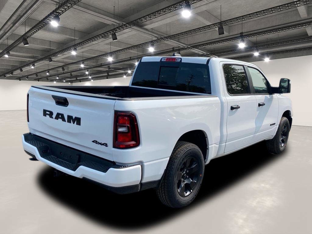 2025 Ram 1500 Tradesman photo 4