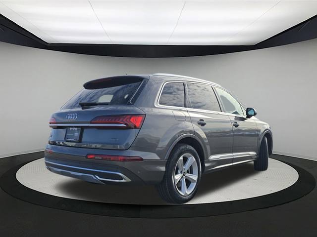 2021 Audi Q7 Premium photo 4