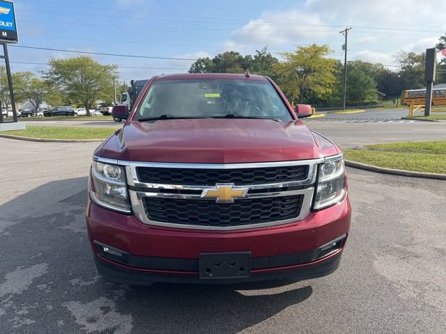 2016 Chevrolet Suburban LT photo 6