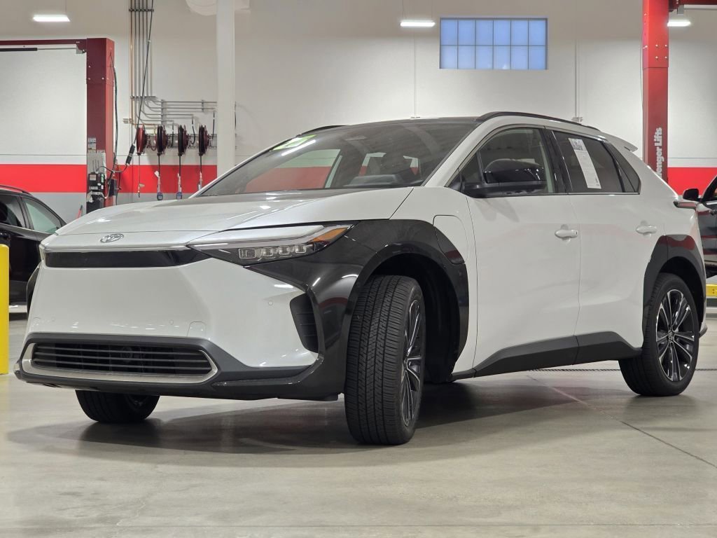 2025 Toyota bZ4X Limited photo 10