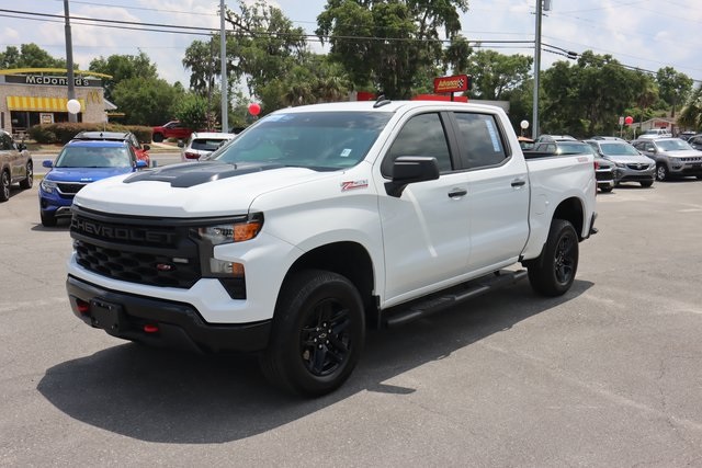 2024 Chevrolet Silverado 1500 Custom Trail Boss photo 3