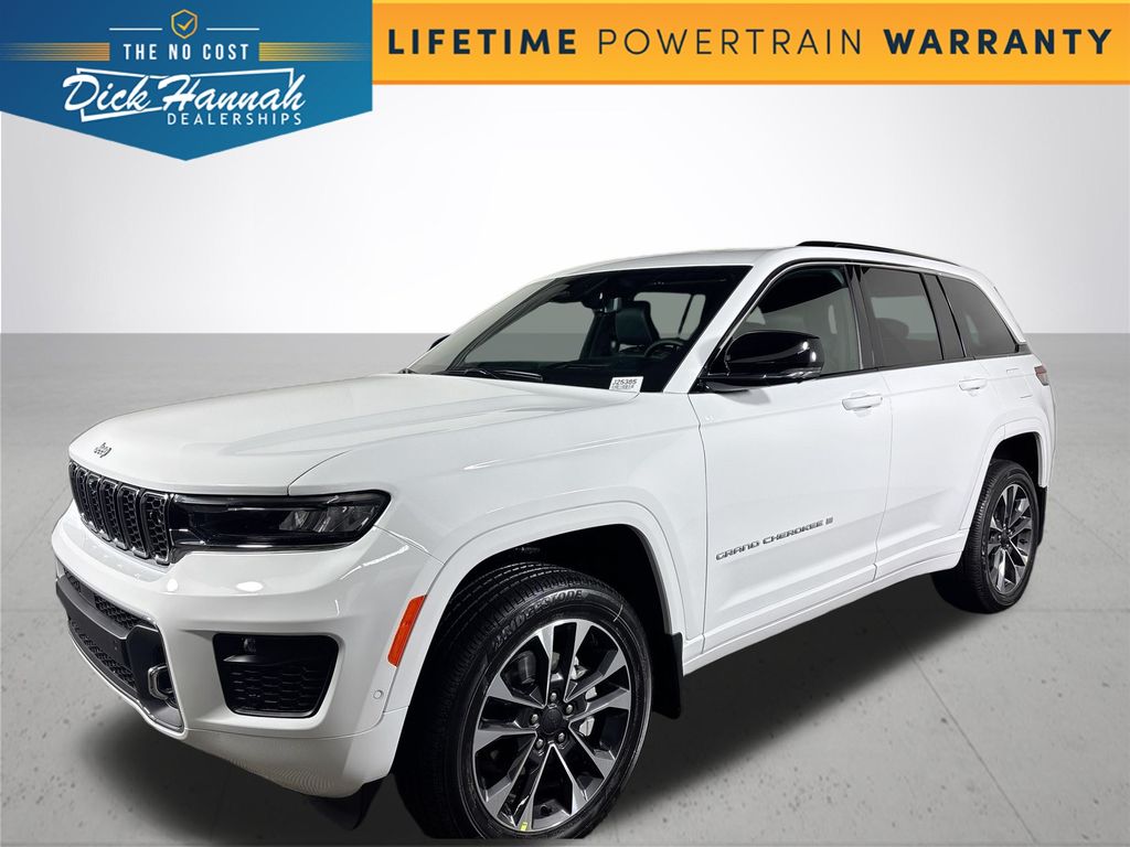 2025 Jeep Grand Cherokee Overland's photo