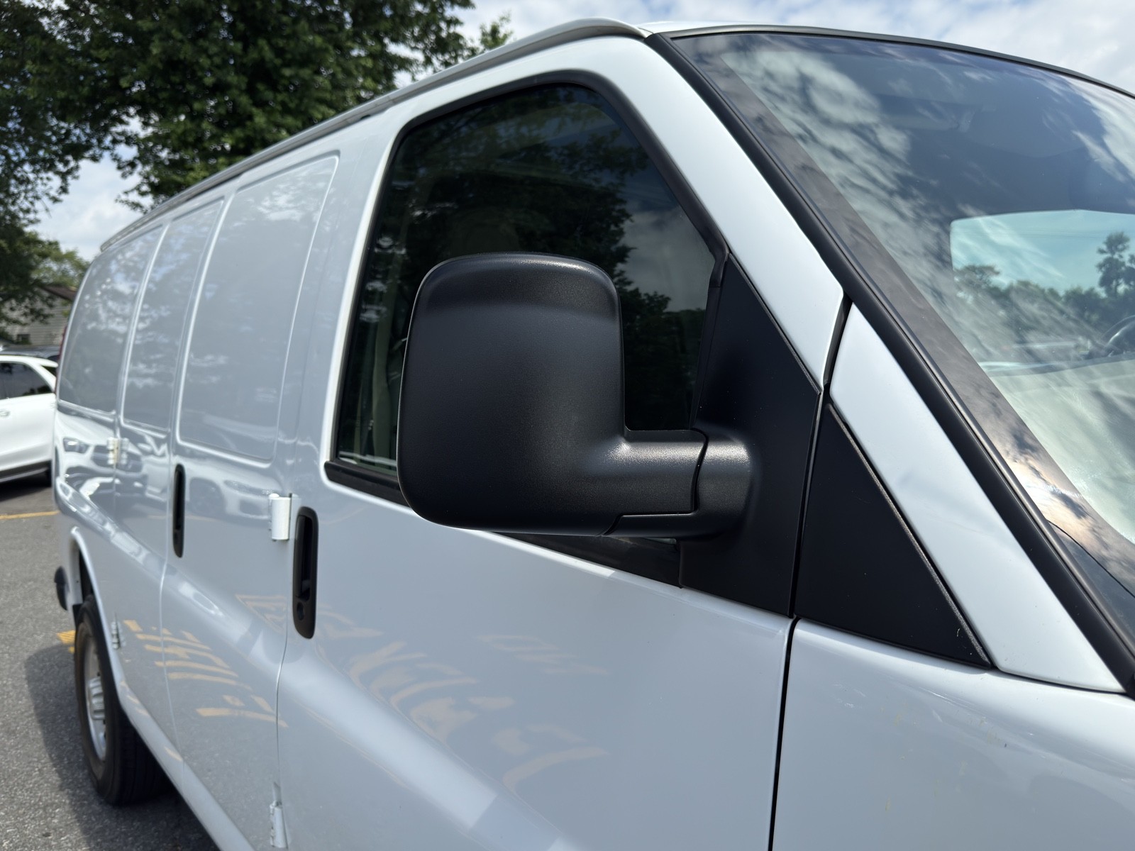2021 Chevrolet Express Cargo Work Van 2500 photo 34