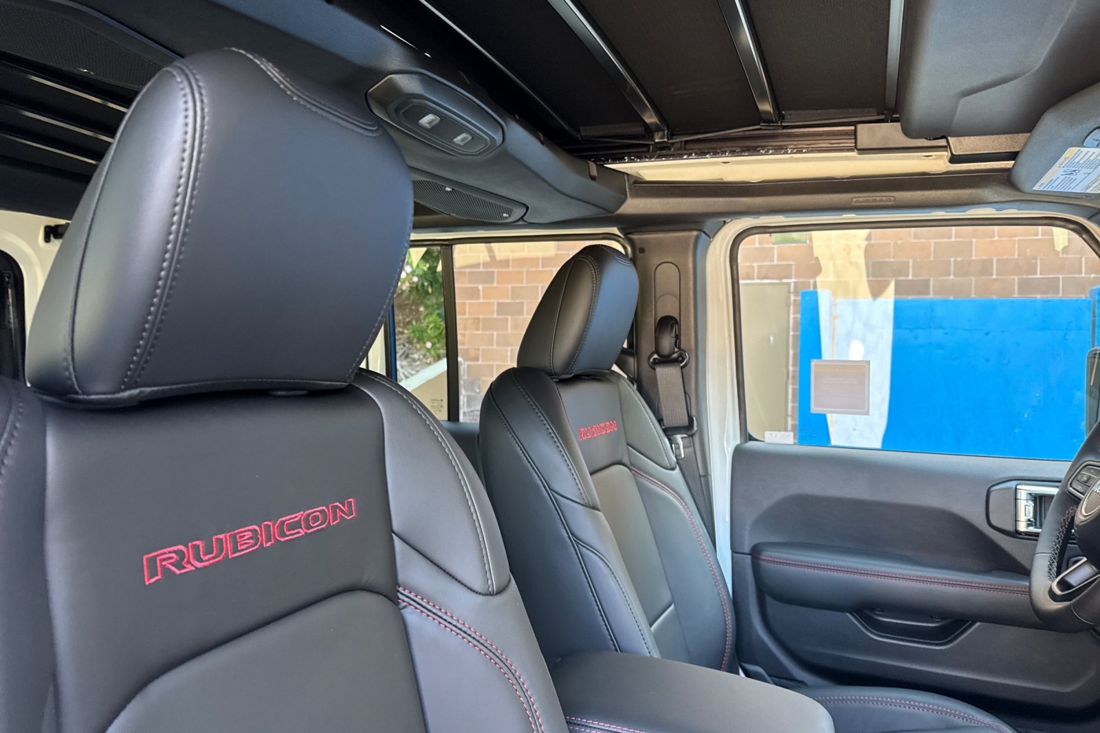 2025 Jeep Wrangler Rubicon X photo 16