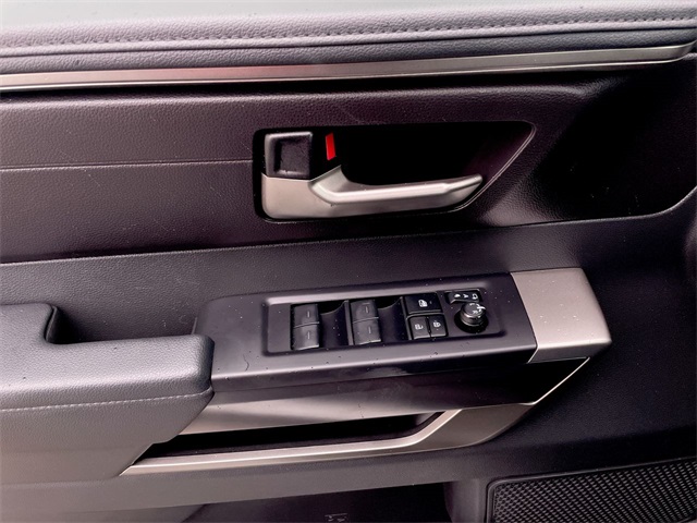 2025 Toyota Sequoia SR5 photo 5