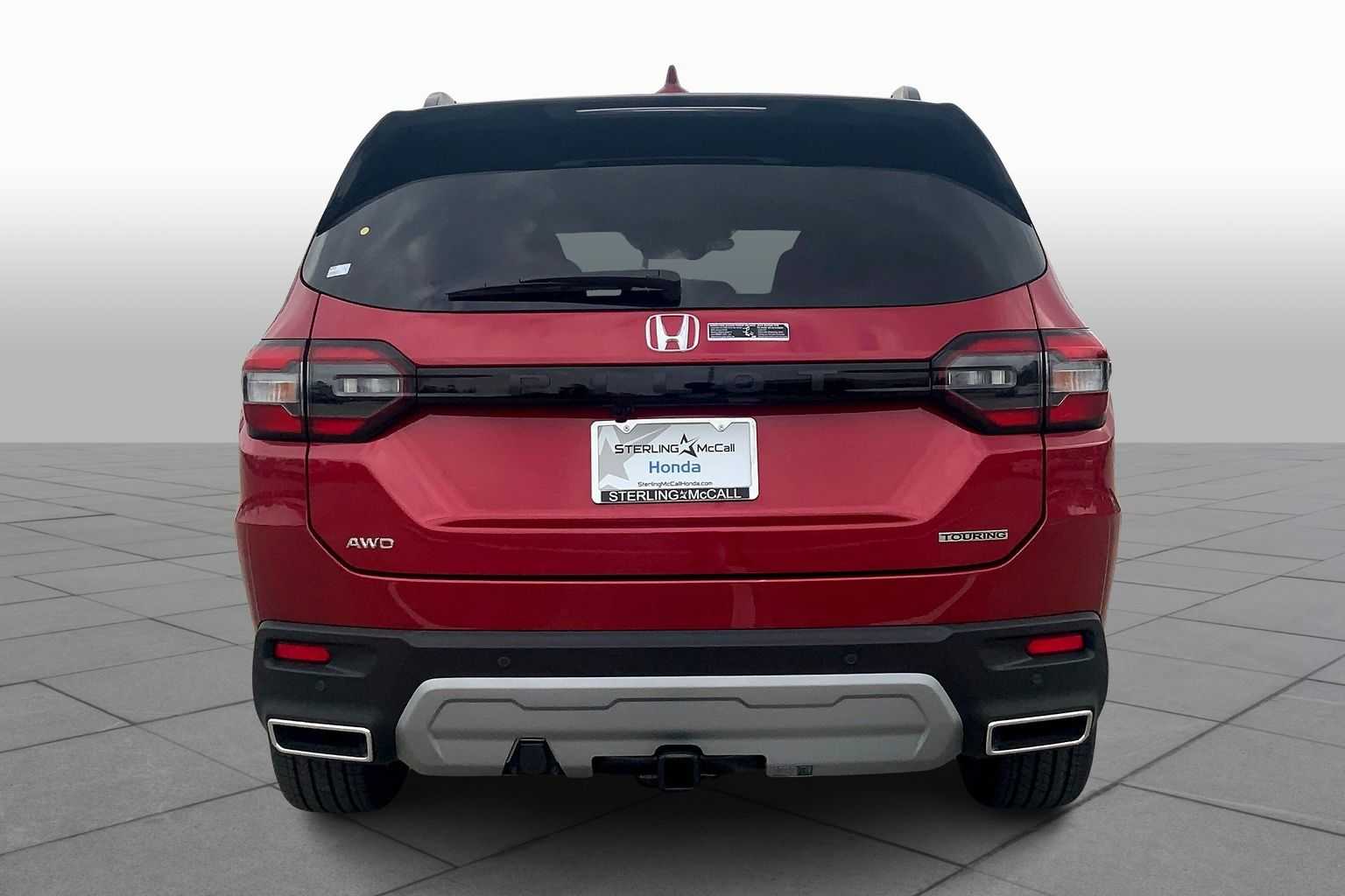 2025 Honda Pilot Touring photo 4