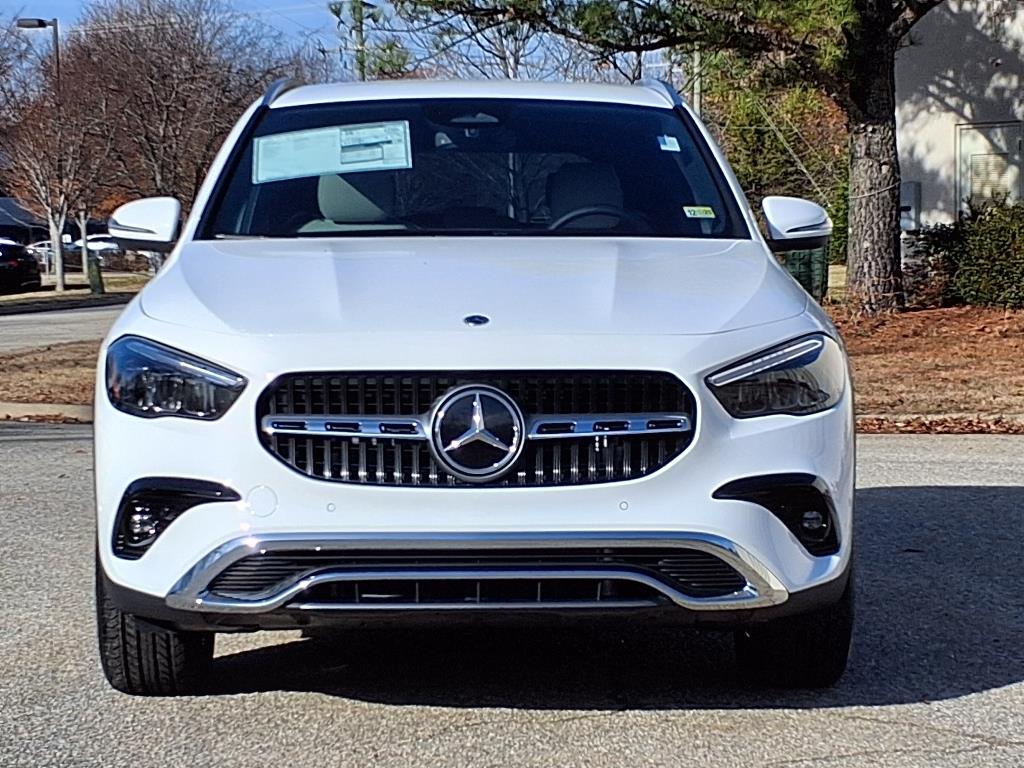 2025 Mercedes Benz GLA 250 photo 4