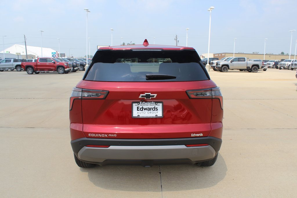 2026 Chevrolet Equinox LT photo 3