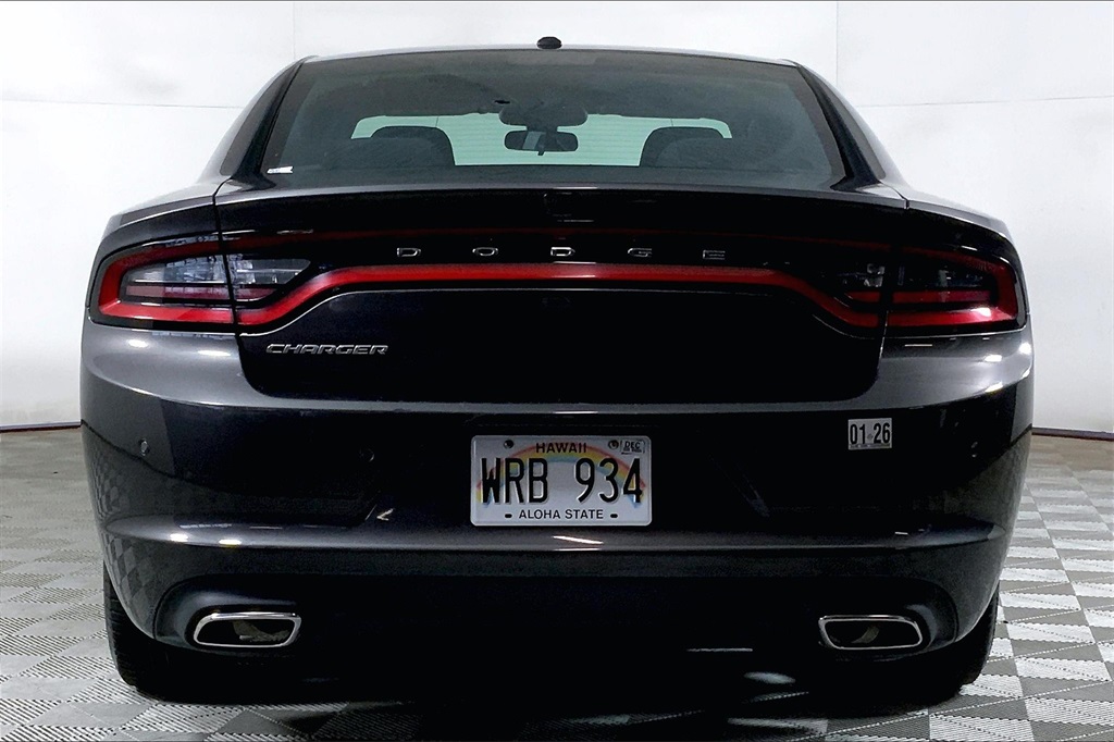 2022 Dodge Charger SXT photo 3